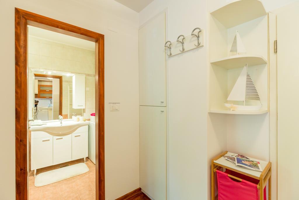 Leona & Borna'S Central Lapad Suites Дубровник Экстерьер фото