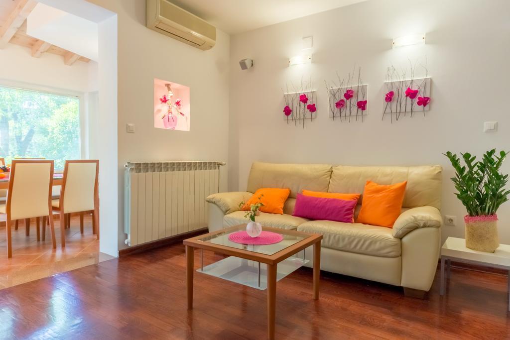 Leona & Borna'S Central Lapad Suites Дубровник Экстерьер фото